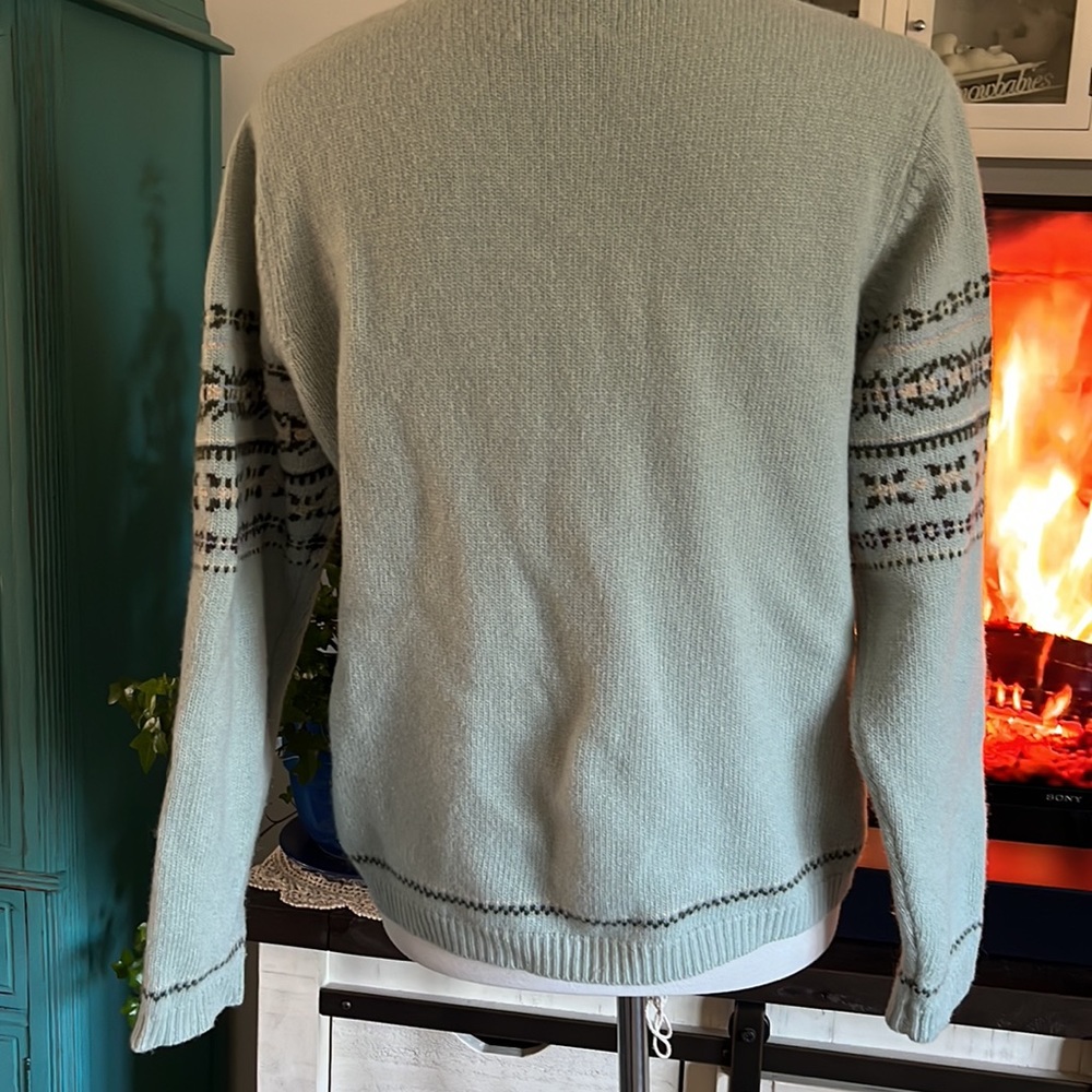 Pendleton Sweater - Picture 3 of 3